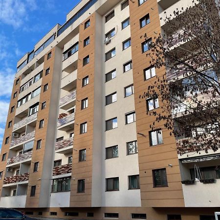New Studio Piteşti Exterior foto