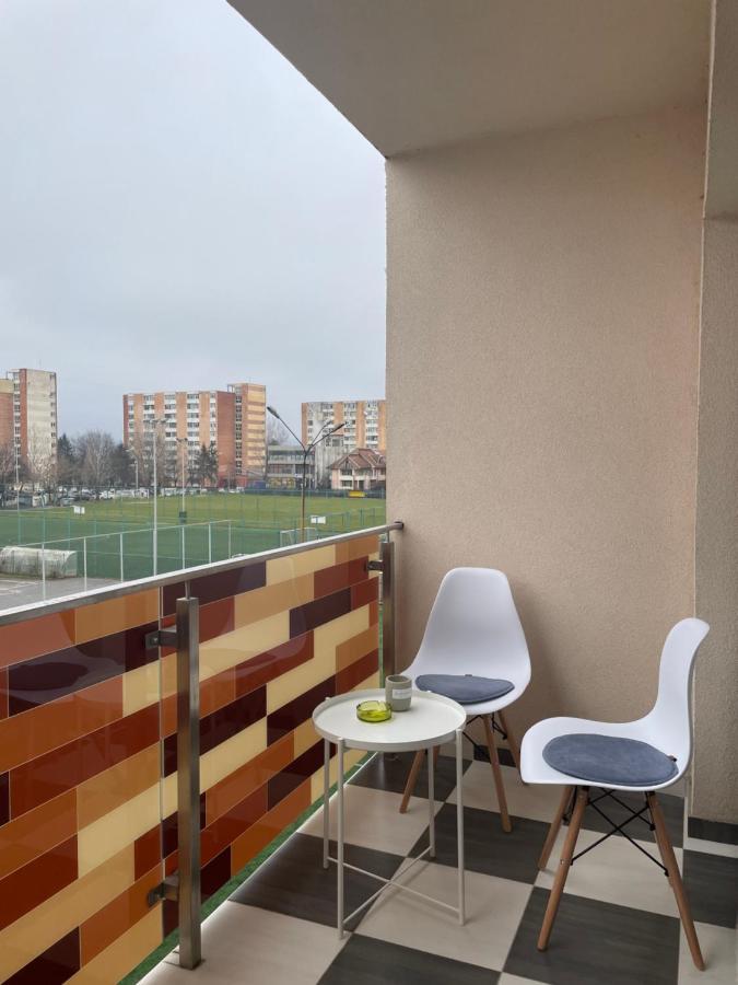 New Studio Piteşti Exterior foto